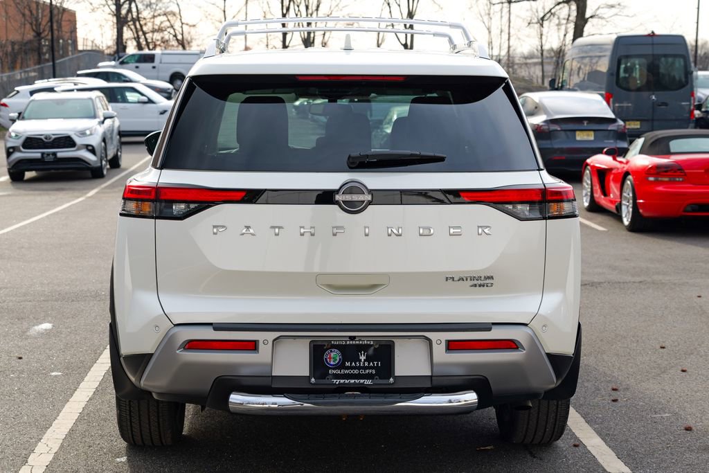 Used 2022 Nissan Pathfinder Platinum w/ Cargo Package image 6