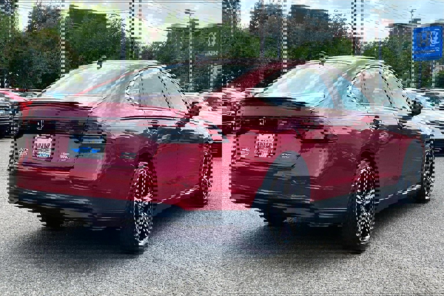 Used 2024 Honda Accord Sport image 2