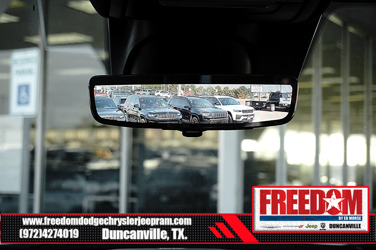 New 2026 RAM 4500 4x4 Crew Cab DRW w/ Laramie Trim Package image 37