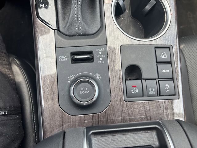 Used 2023 Toyota Highlander Platinum AWD/4WD image 13