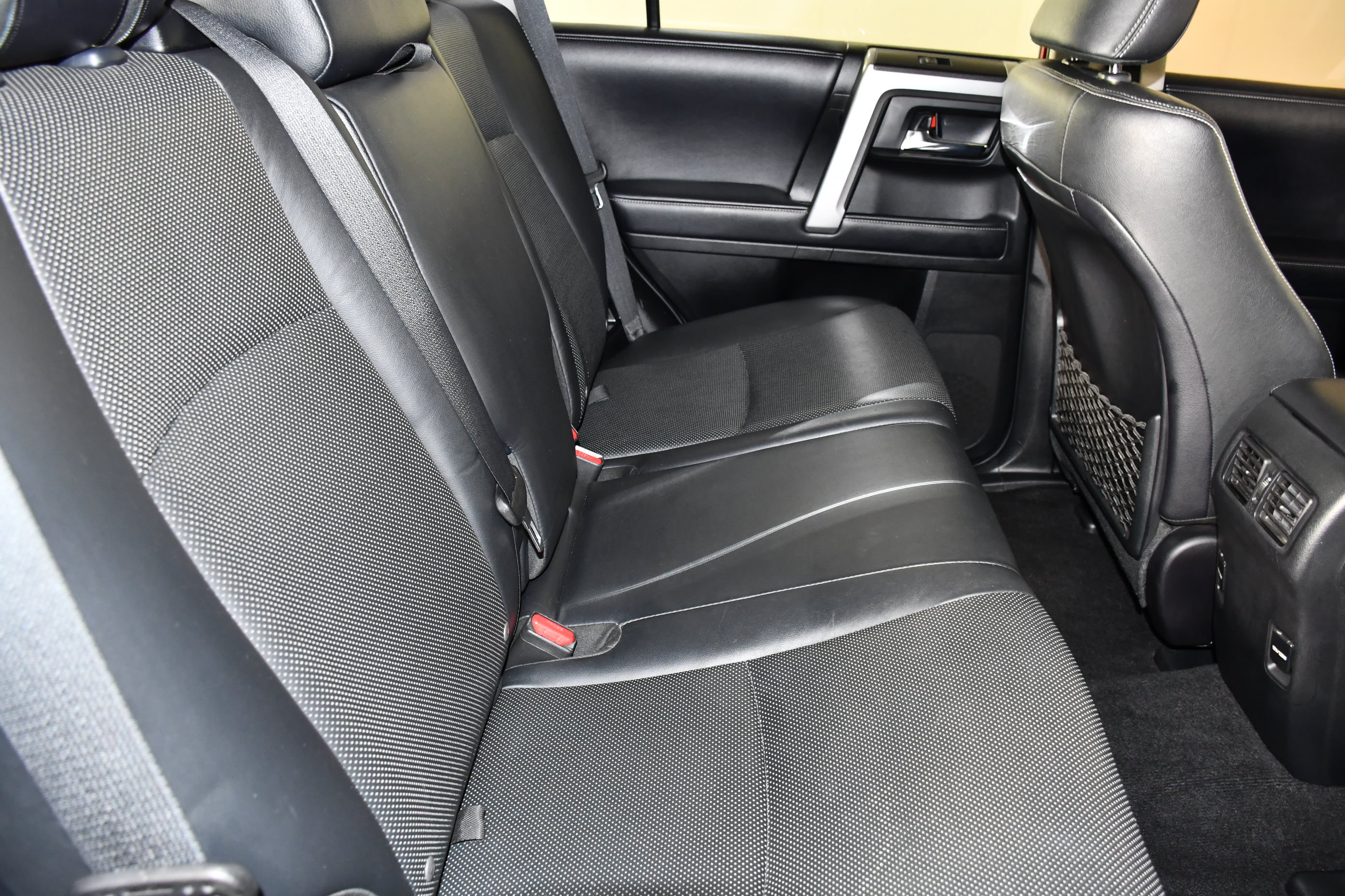Used 2018 Toyota 4Runner Limited w/ Convenience Package AWD/4WD image 49