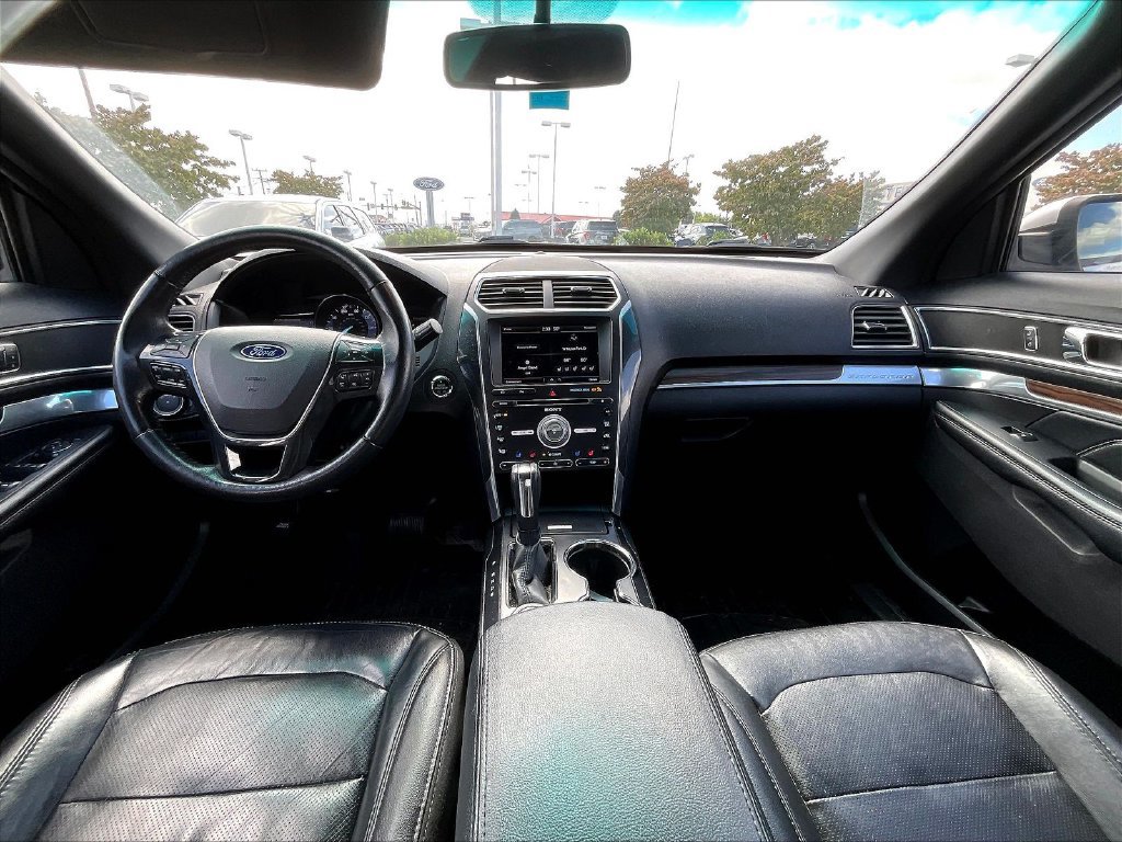 Used 2016 Ford Explorer Limited AWD/4WD image 10