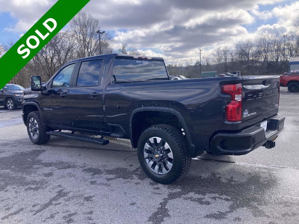 Used 2024 Chevrolet Silverado 2500 Custom w/ Custom Value Package image 6