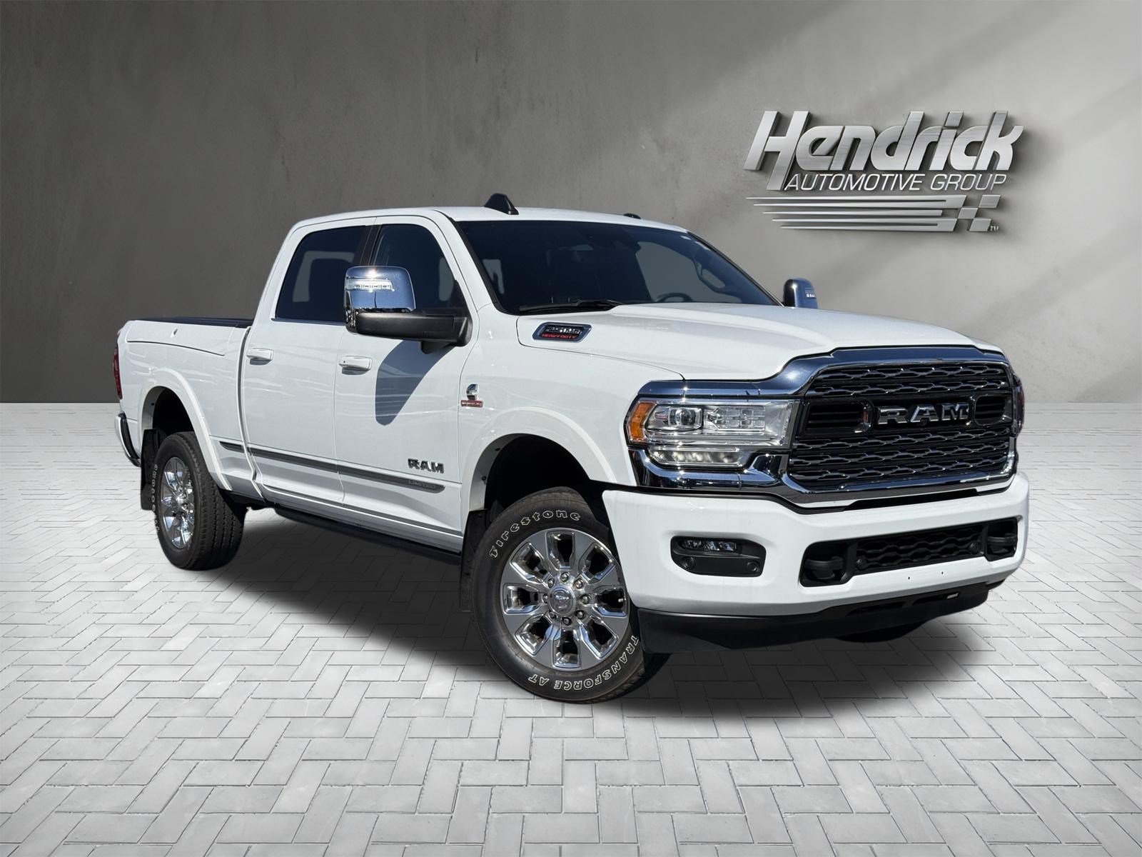 Used 2024 RAM 2500 Limited AWD/4WD image 2