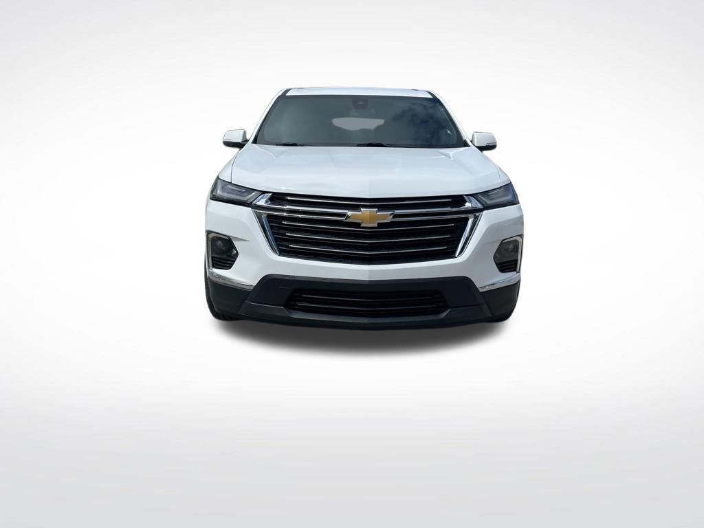 Used 2022 Chevrolet Traverse LT image 3