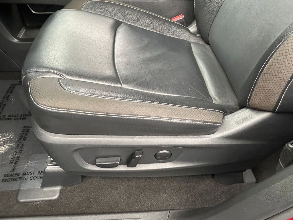 Used 2024 Nissan Pathfinder SL w/ SL Premium Package image 11