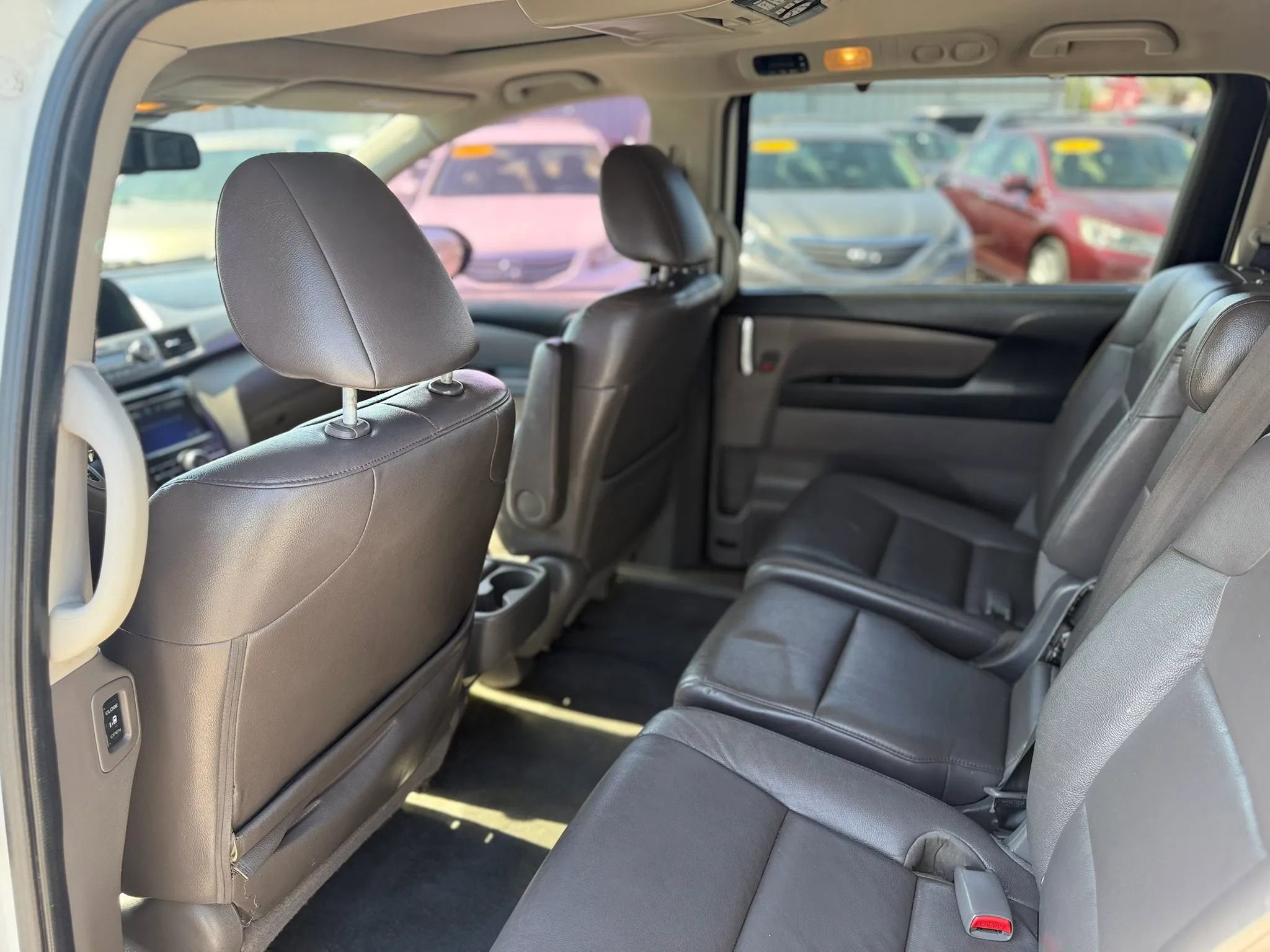 Used 2015 Honda Odyssey Touring image 12