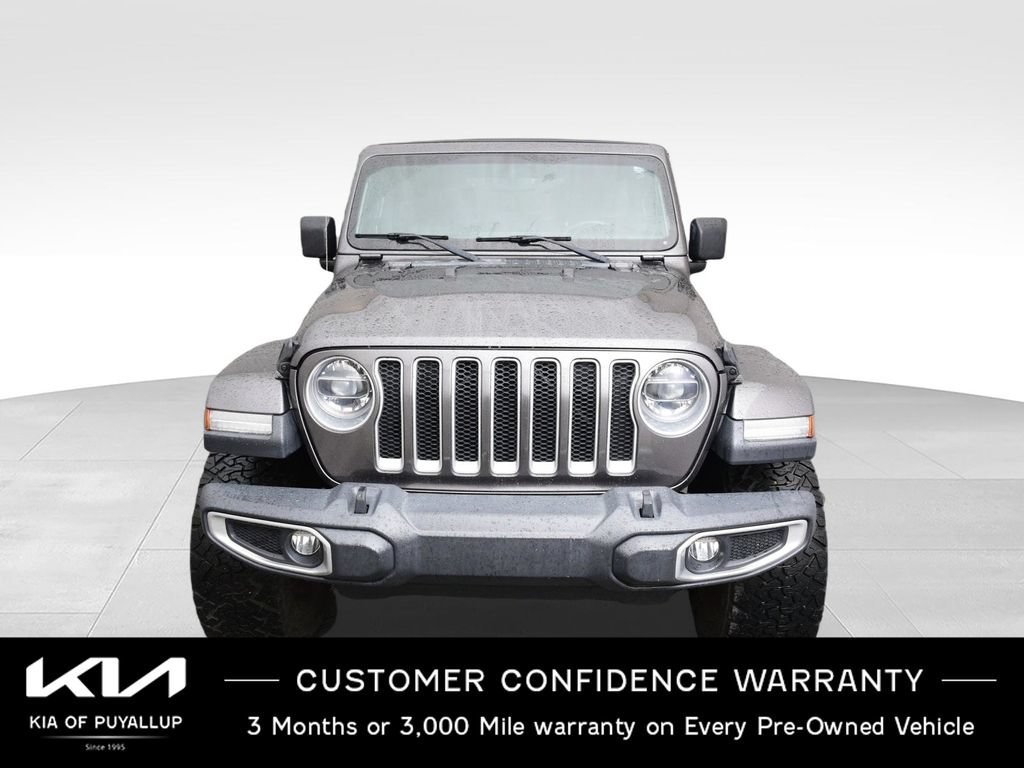 Used 2018 Jeep Wrangler Unlimited Sahara AWD/4WD image 2
