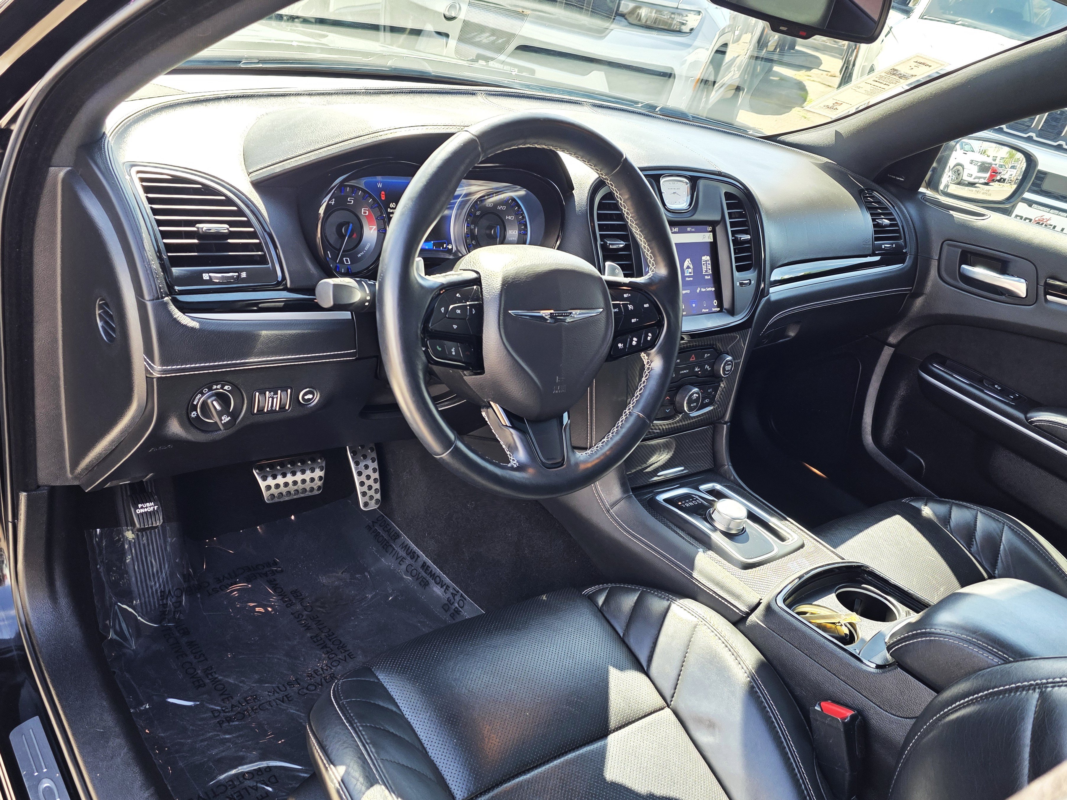 Certified 2023 Chrysler 300 C RWD image 15