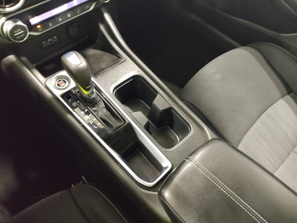 Used 2021 Nissan Sentra SV FWD image 26