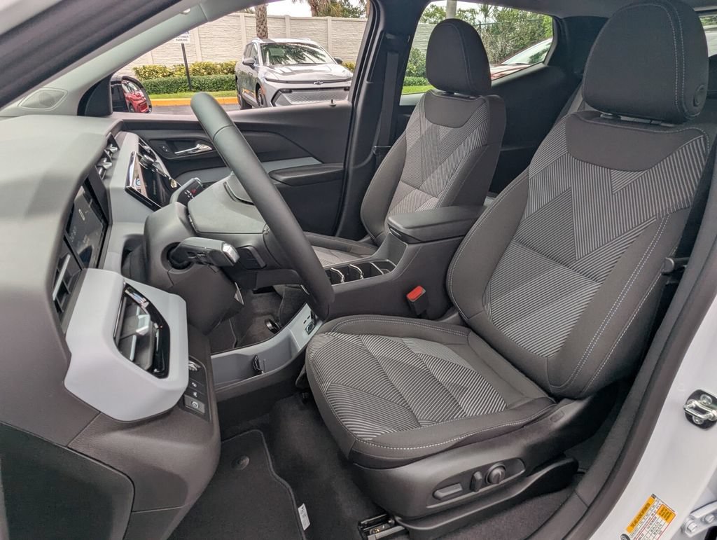 New 2027 Chevrolet Bolt LT w/ Comfort Package FWD image 5