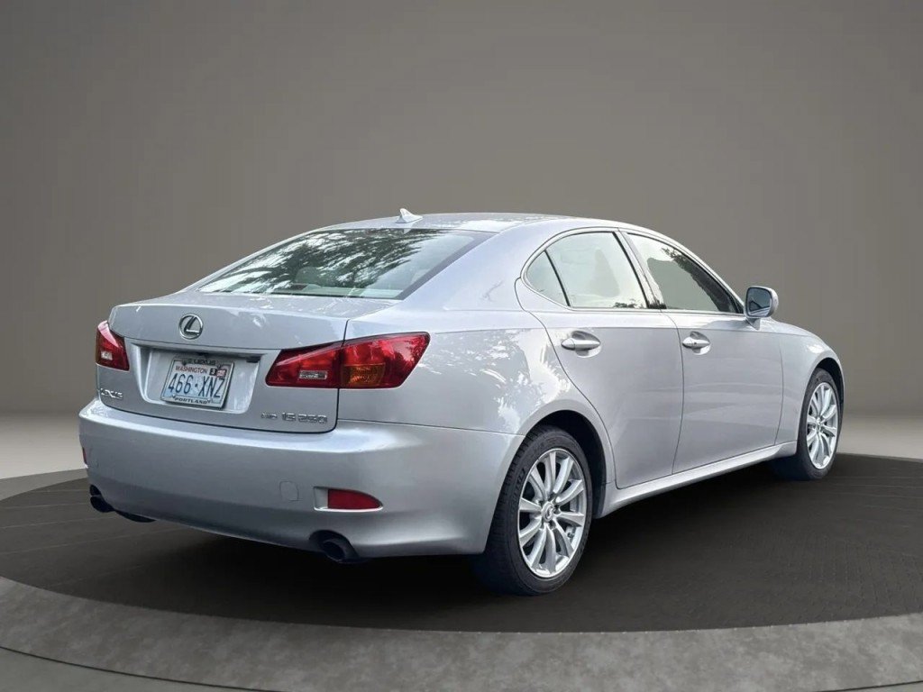 Used 2008 Lexus IS 250 AWD w/ Preferred Accessory Pkg image 7