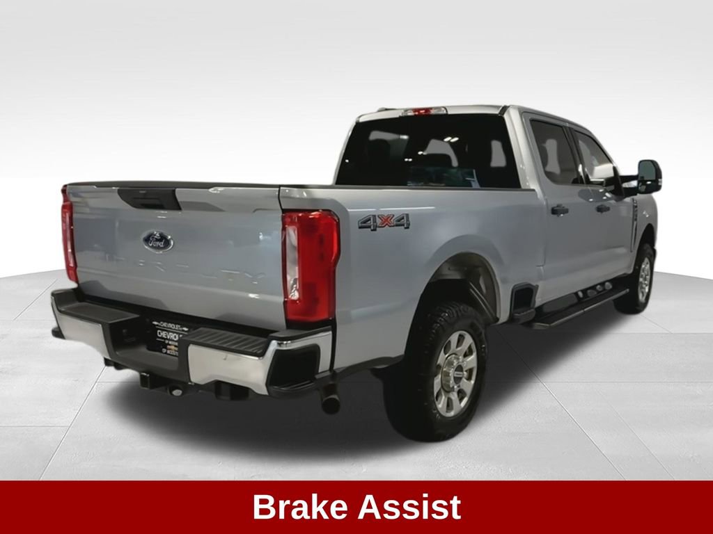Used 2024 Ford F250 XLT AWD/4WD image 10