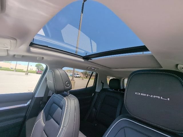 Used 2026 GMC Terrain Denali AWD/4WD image 16