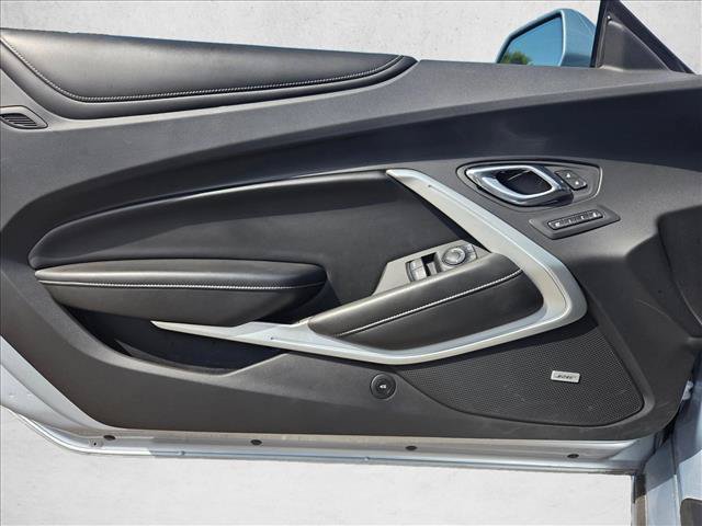 Used 2017 Chevrolet Camaro LT RWD image 10