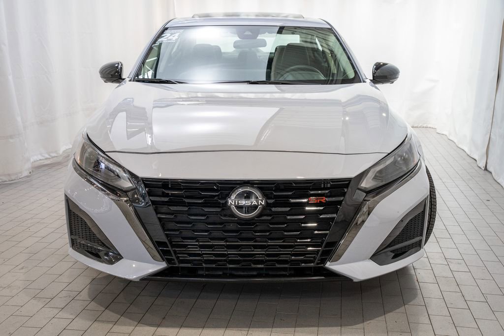 Certified 2024 Nissan Altima 2.0 SR image 2