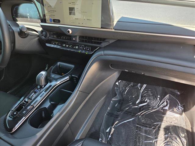 Certified 2025 Toyota Crown w/ Advanced Technology Package AWD/4WD image 21