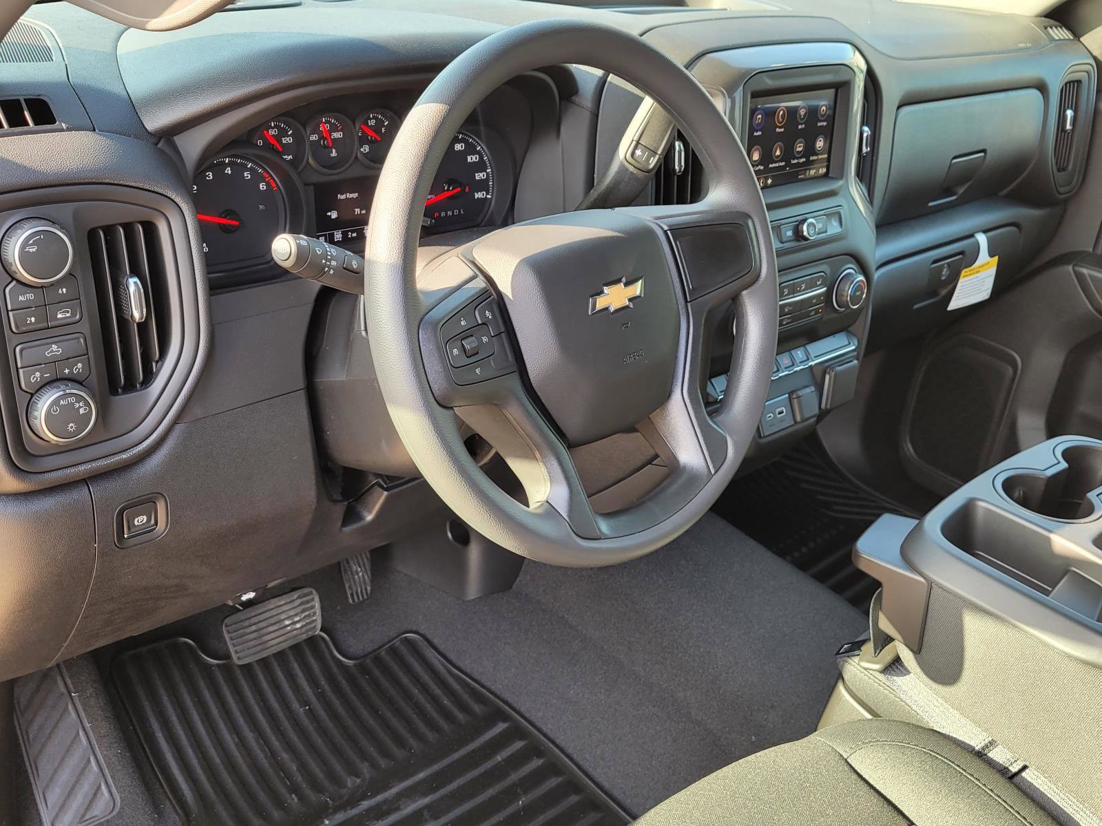 New 2026 Chevrolet Silverado 1500 Custom AWD/4WD image 15