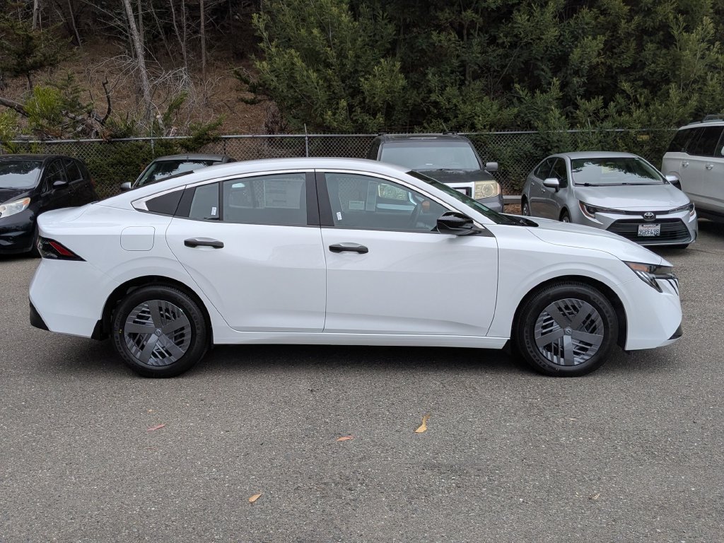 New 2027 Nissan Sentra S w/ Floor Mat Package FWD image 4