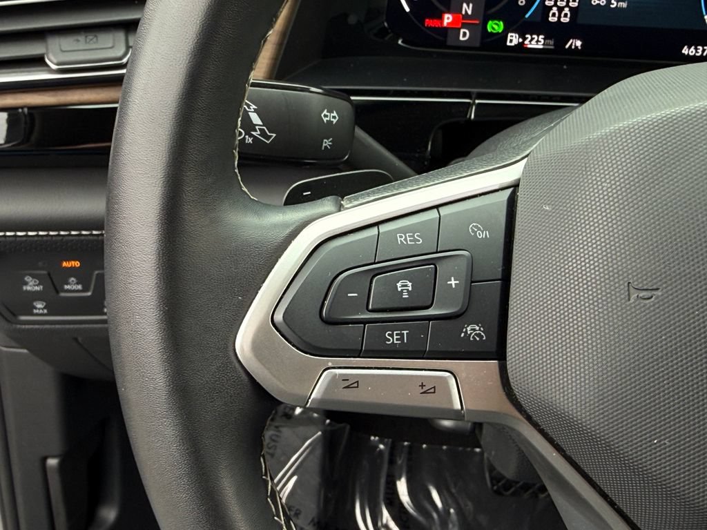 Certified 2024 Volkswagen Atlas SE FWD image 37