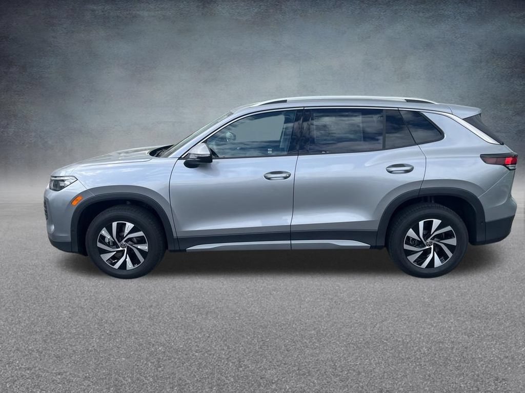 New 2026 Volkswagen Tiguan S AWD/4WD image 2