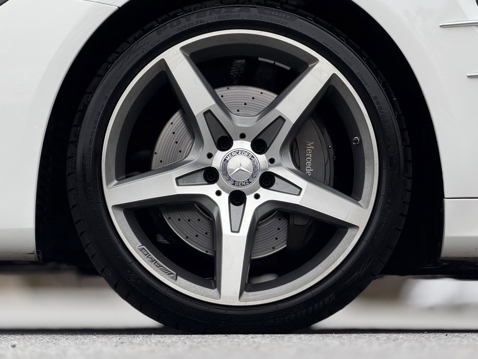 Used 2017 Mercedes-Benz SL 550 image 18