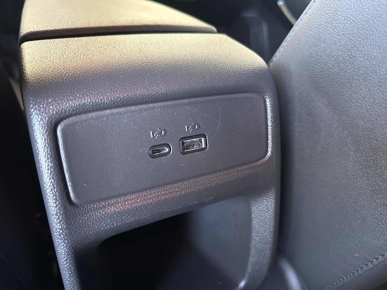 Used 2025 Chevrolet Trax LT w/ Driver Confidence Package FWD image 16