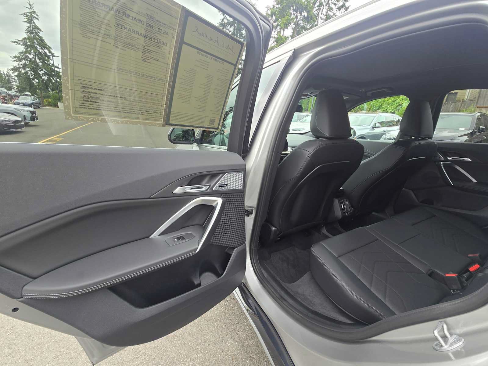 Used 2025 BMW X1 xDrive28i w/ Convenience Package AWD/4WD image 15