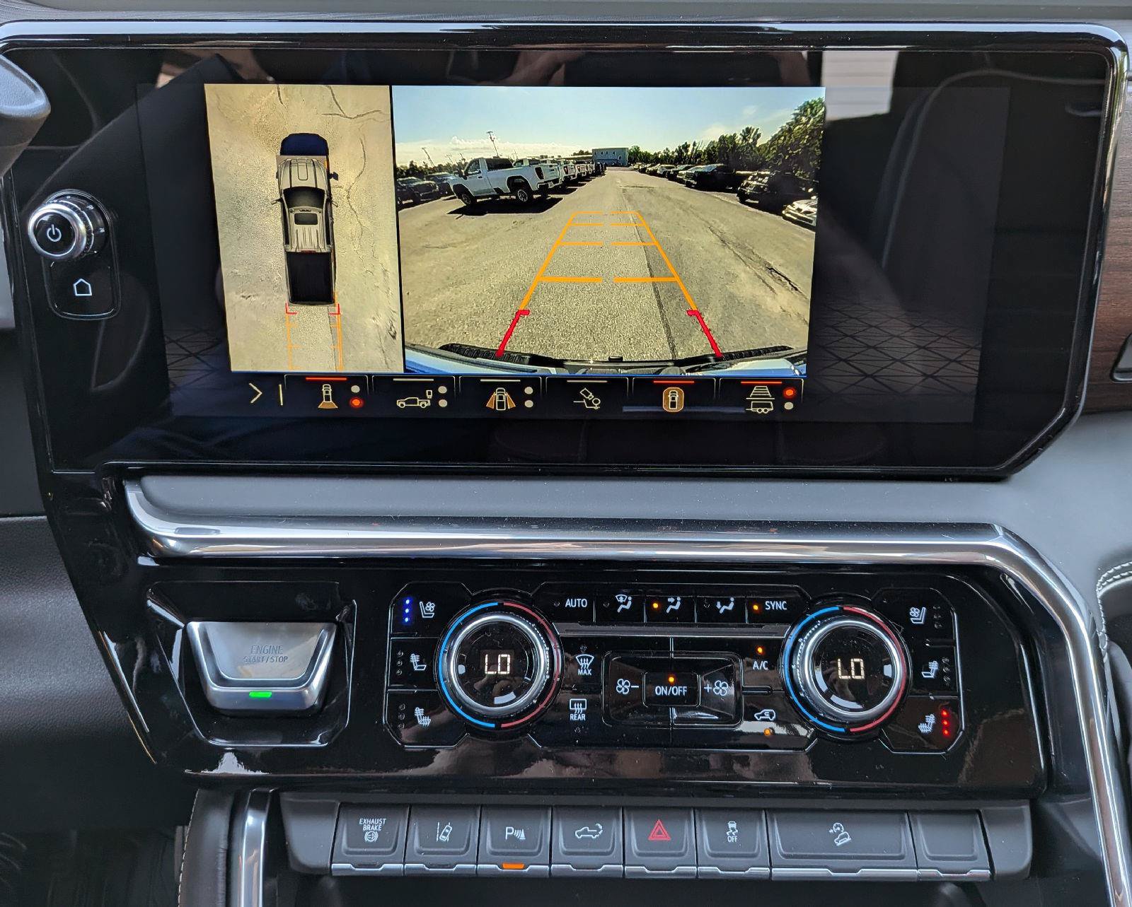 New 2026 GMC Sierra 2500 Denali Ultimate w/ LPO, Black Badging Package AWD/4WD image 18