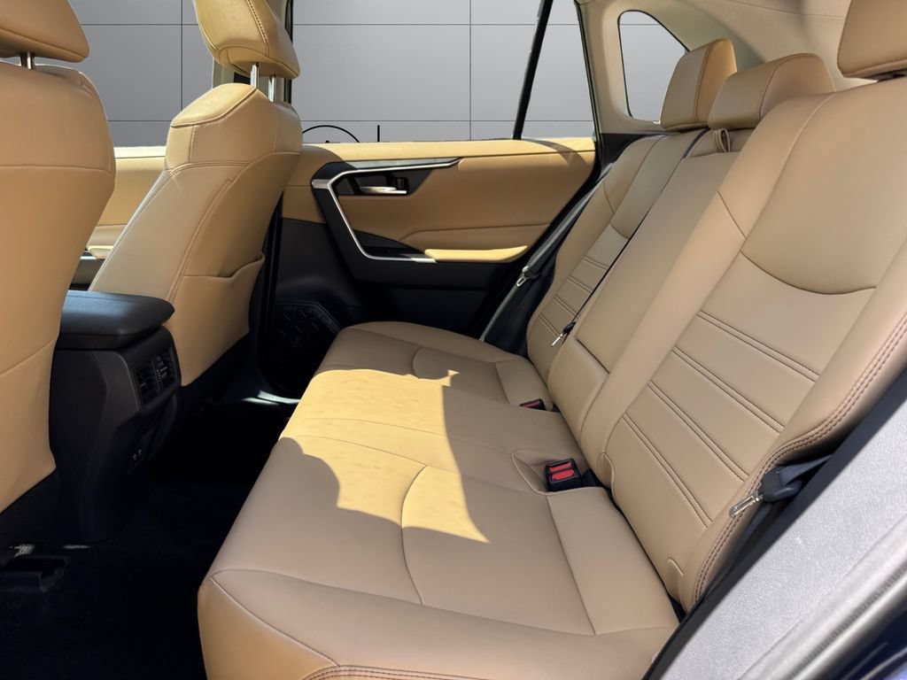 Certified 2019 Toyota RAV4 XLE Premium w/ All Weather Liner Package AWD/4WD image 16