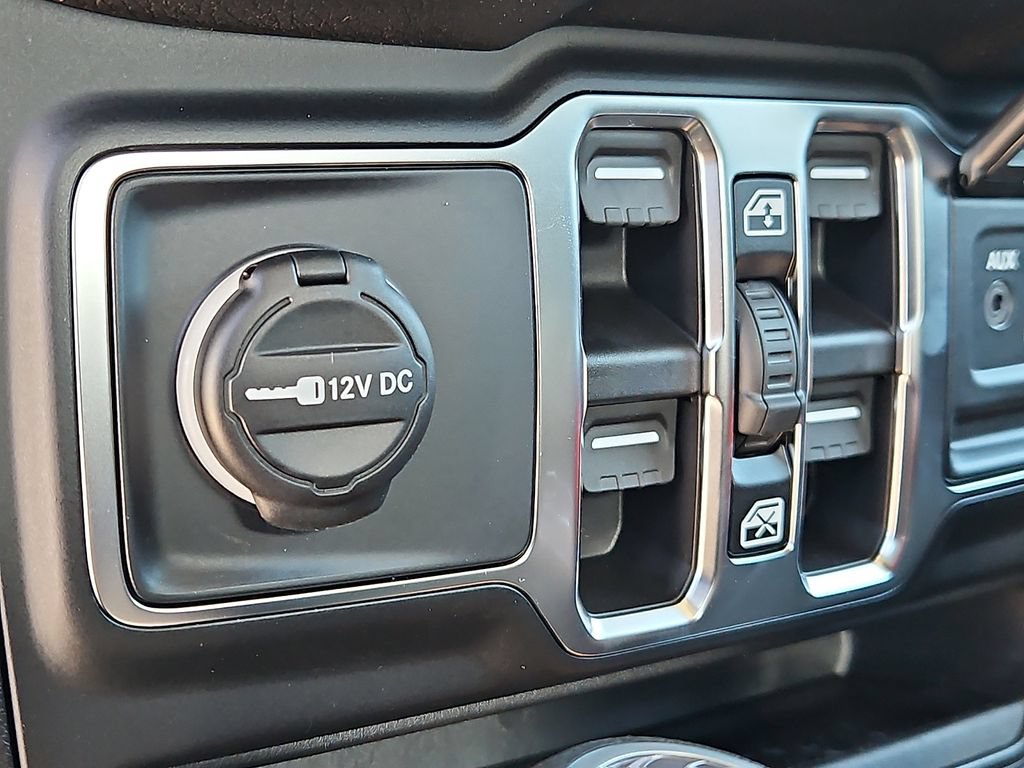 New 2026 Jeep Gladiator Sport AWD/4WD image 13