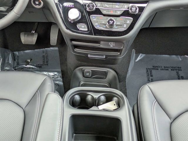 New 2026 Chrysler Pacifica Select FWD image 21