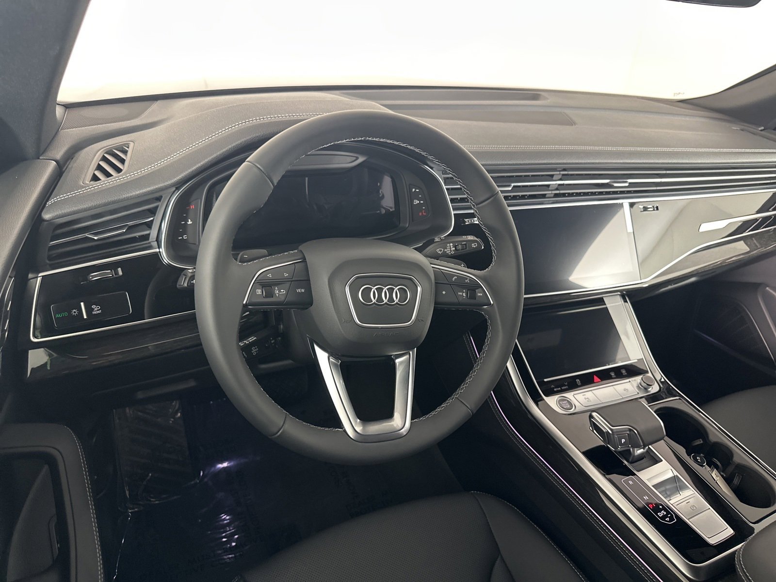 New 2026 Audi Q8 Premium Plus image 17