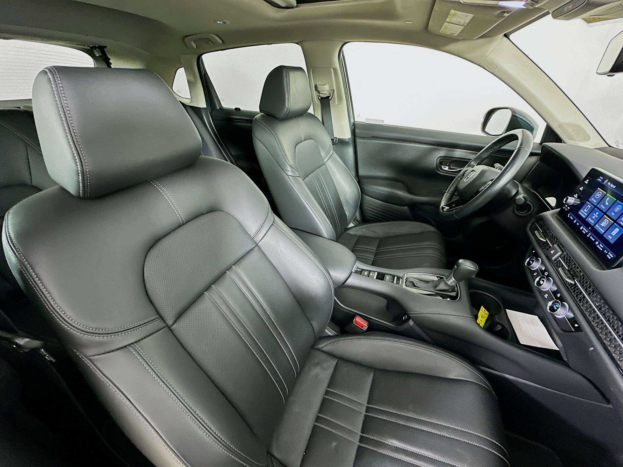 Used 2024 Honda HR-V EX-L image 35