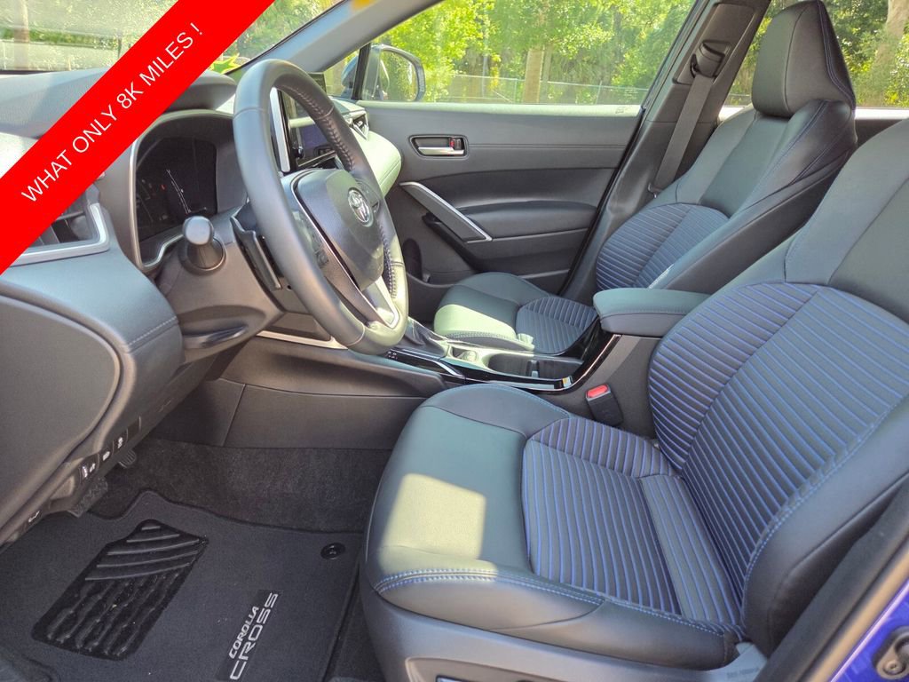 Used 2025 Toyota Corolla Cross AWD Hybrid w/ Convenience Package image 25