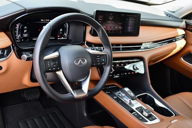 Used 2025 INFINITI QX60 Sensory w/ Vision Package AWD/4WD image 16