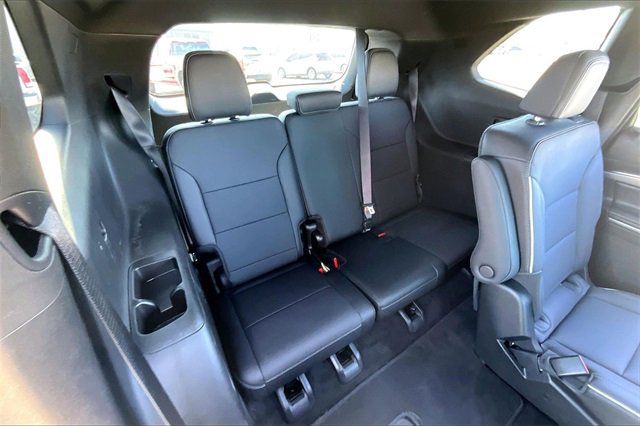 Used 2025 Buick Enclave Preferred image 25