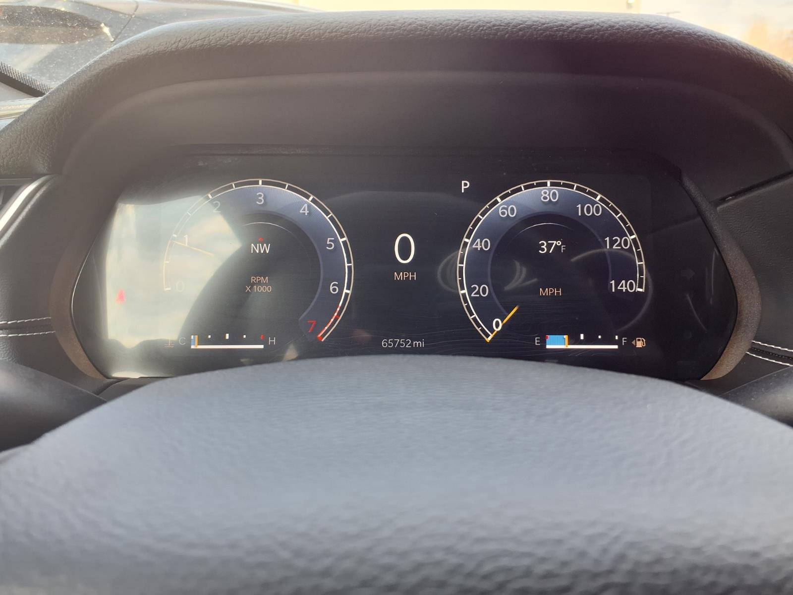 Used 2023 Jeep Grand Cherokee L Laredo image 16