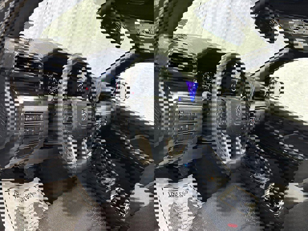 Used 2025 Toyota 4Runner SR5 image 16