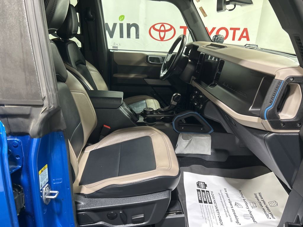 Used 2022 Ford Bronco Wildtrak image 12