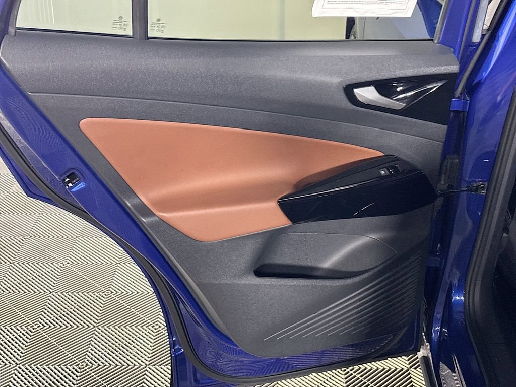 Used 2021 Volkswagen ID.4 Pro S w/ Gradient Package image 20