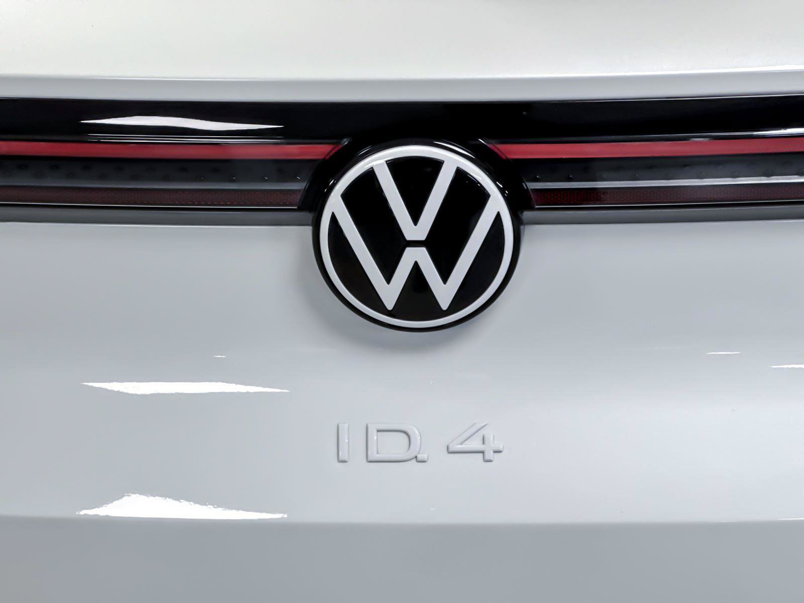 New 2026 Volkswagen ID.4 Pro RWD image 26