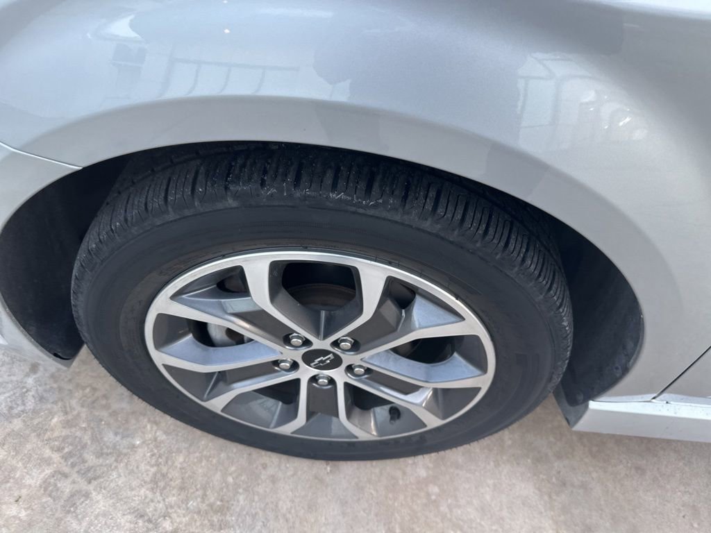 Used 2019 Chevrolet Sonic LT w/ Convenience Package image 32