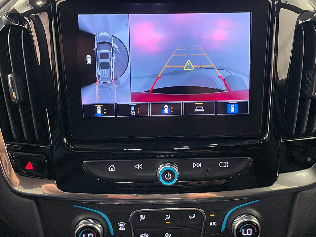 Used 2023 Chevrolet Traverse RS w/ LPO, Floor Liner Package image 4