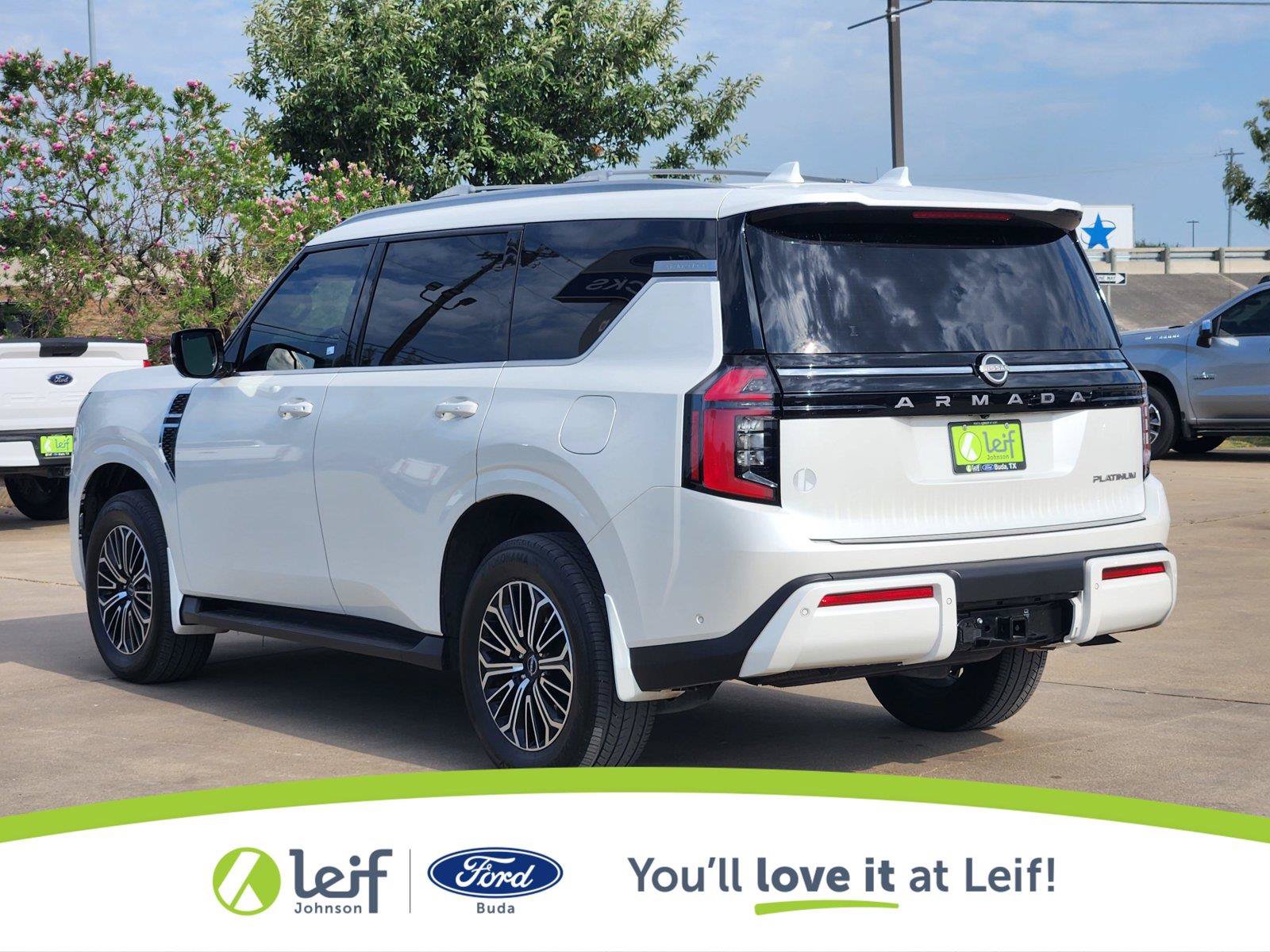 Used 2025 Nissan Armada Platinum w/ Convenience Package RWD image 4