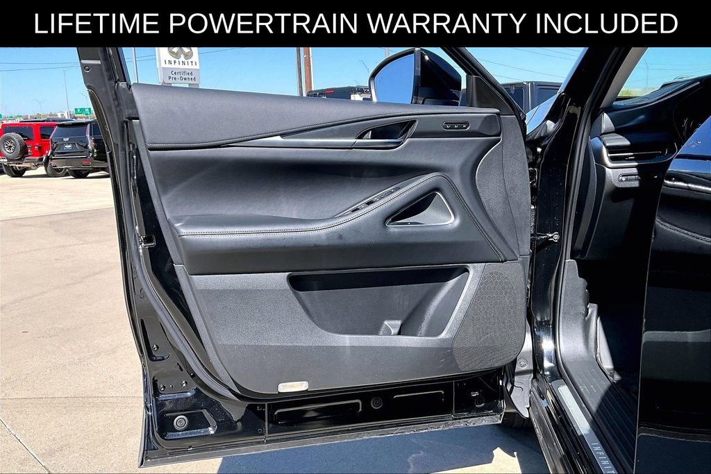 Certified 2025 INFINITI QX60 Luxe w/ Vision Package image 23