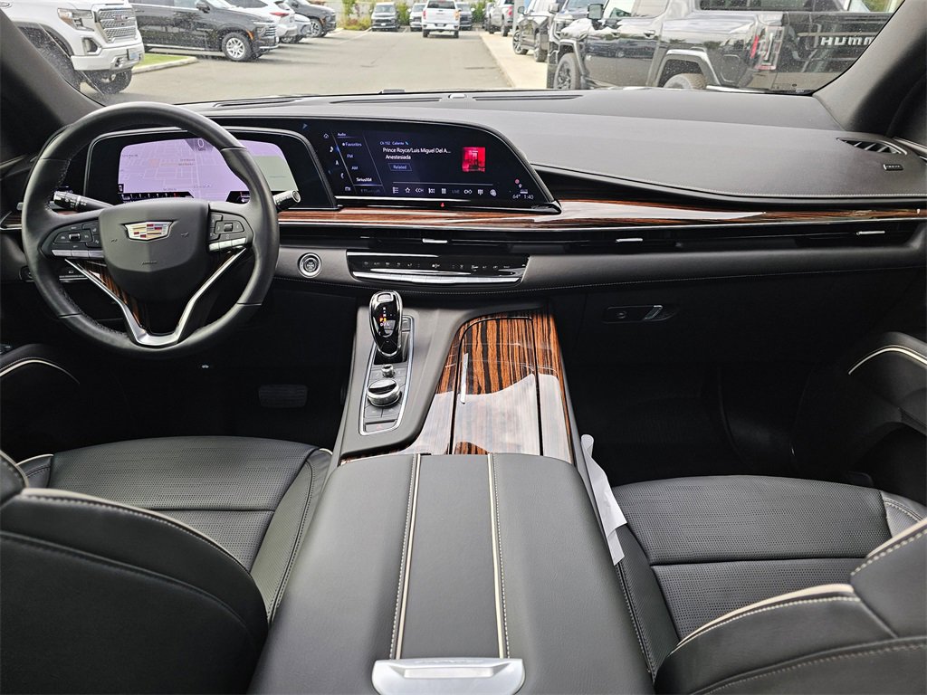 Used 2023 Cadillac Escalade Premium Luxury image 21