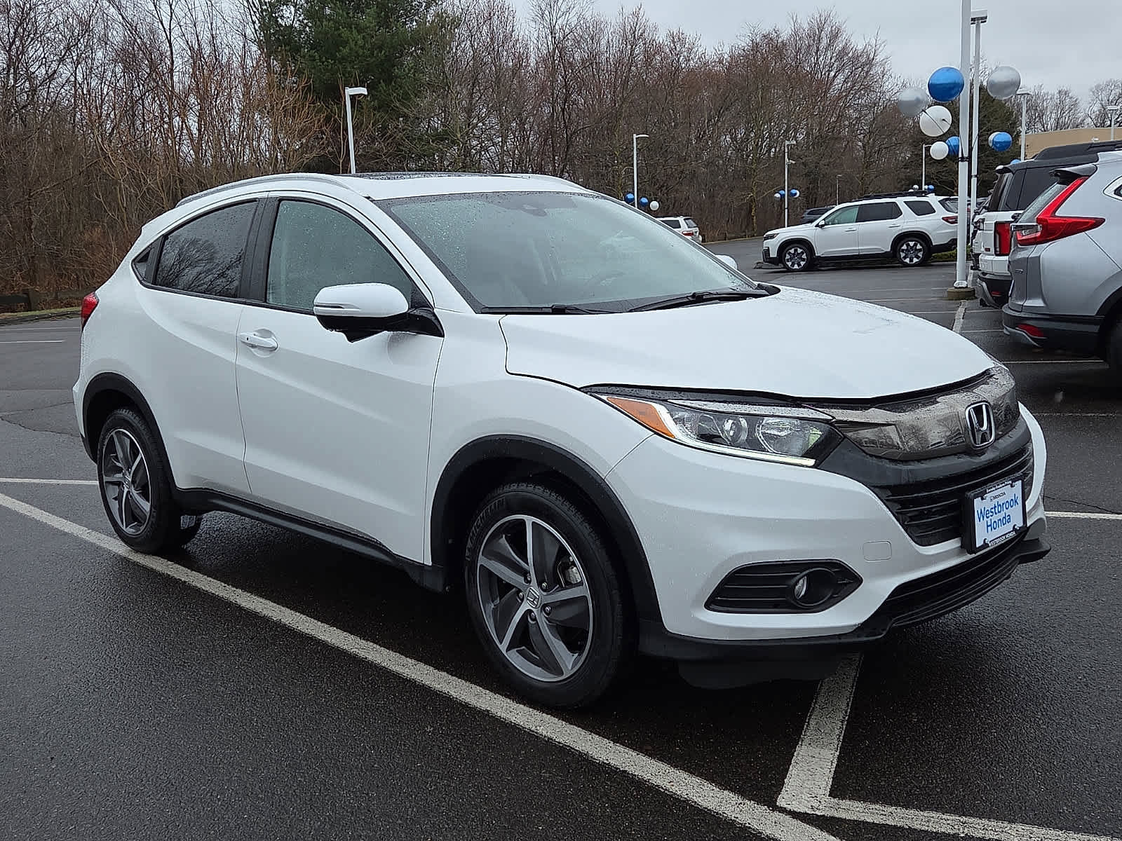 Used 2021 Honda HR-V EX-L image 4