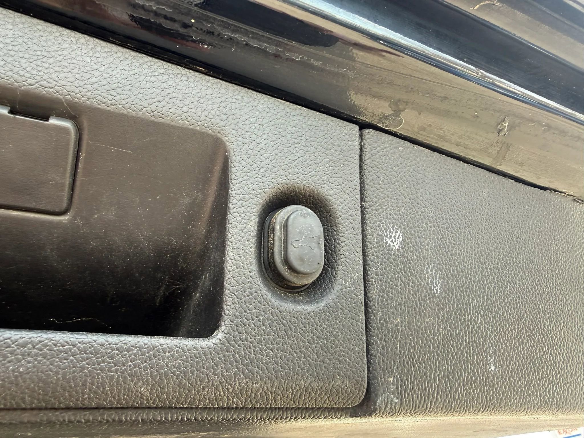 Used 2018 Chevrolet Tahoe LT AWD/4WD image 30