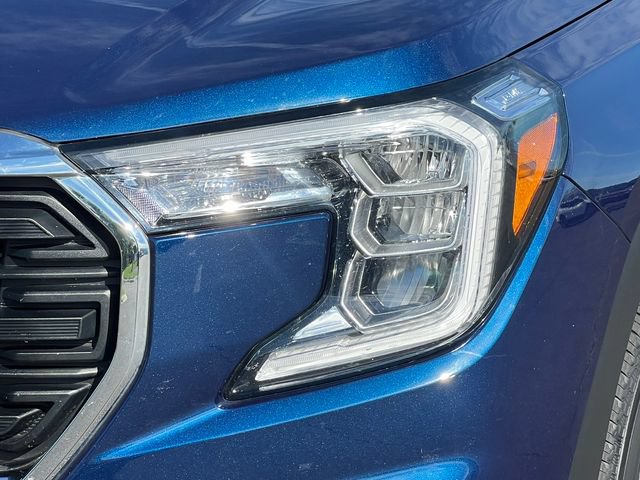 Used 2023 GMC Terrain SLE w/ Driver Convenience Package AWD/4WD image 41